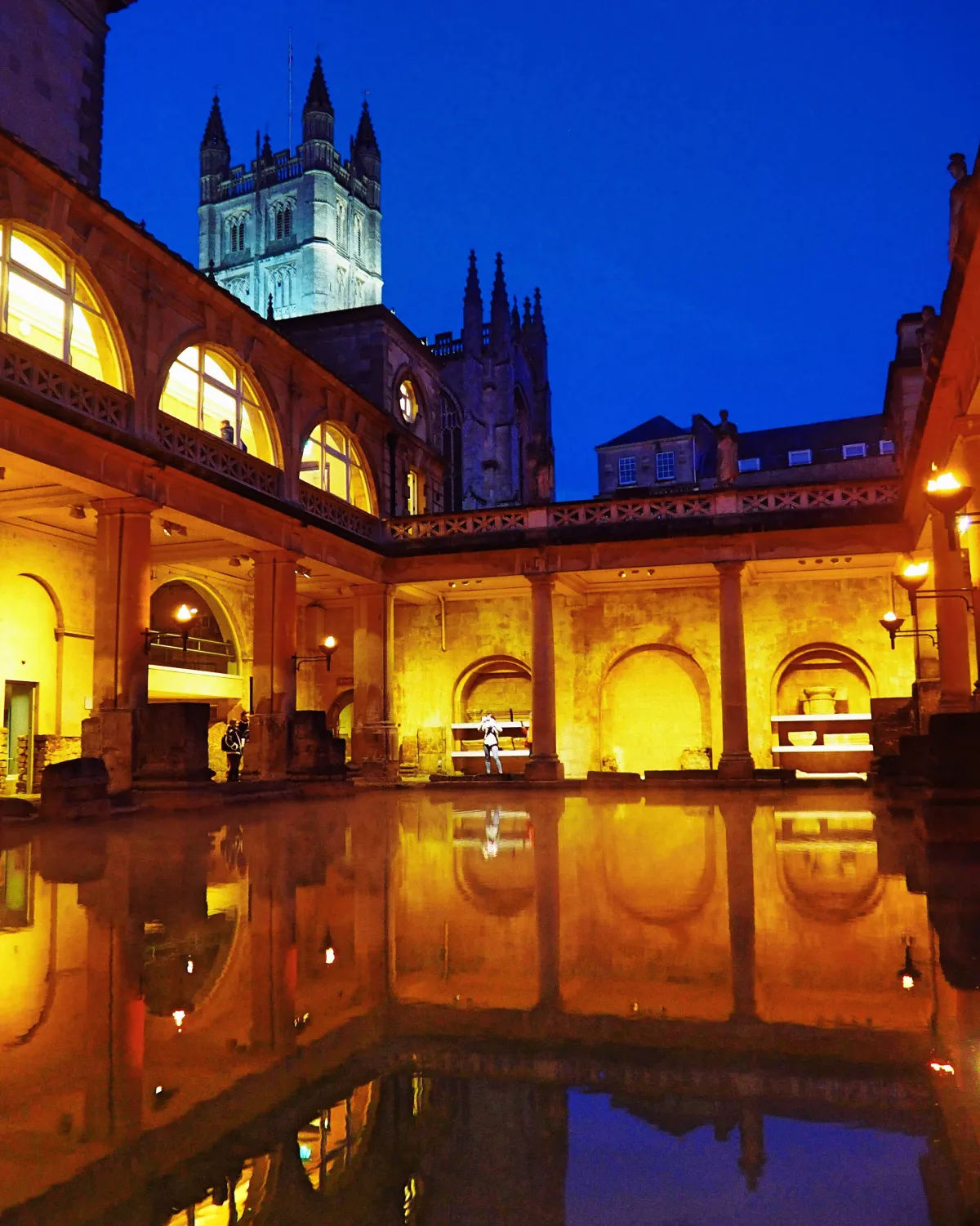 https://media.macandwen.com/images/posts/a-day-in-bath/PX2f5gz.webp